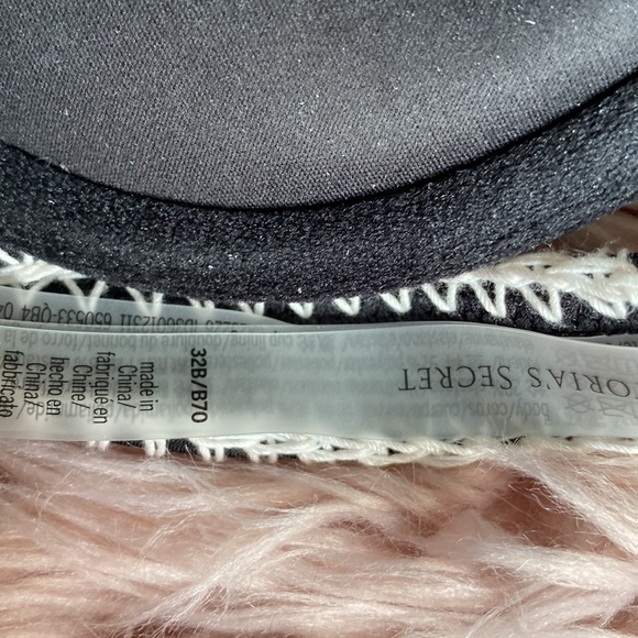 VS Carova Crochet Racerback Push-Up Top & Bottoms - Picture 7 of 10